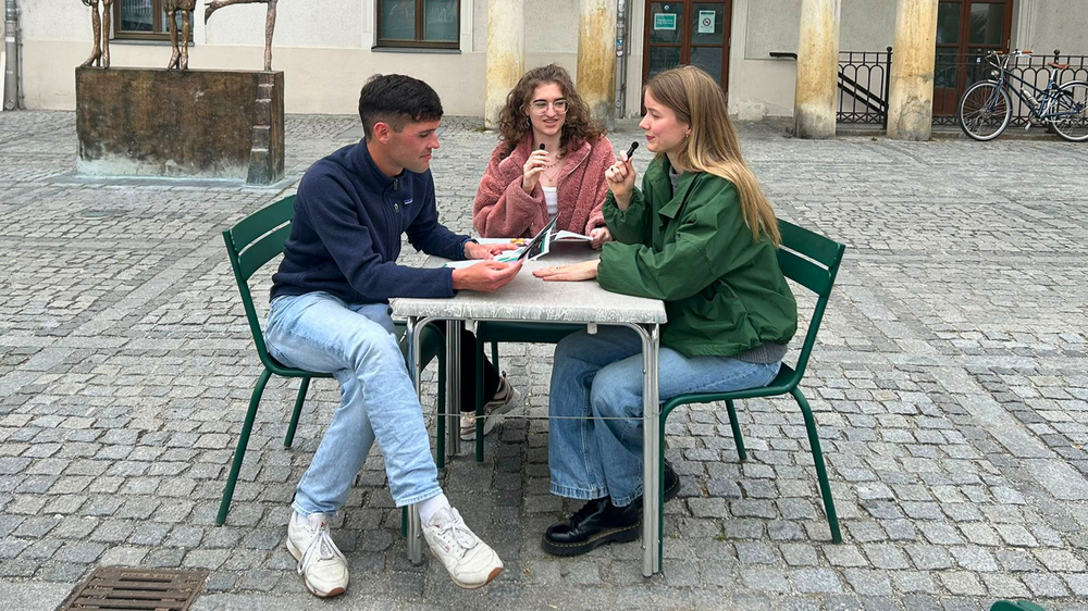 Video "Über die erste Festivalwoche: Zweiter Studentischer Dialog"