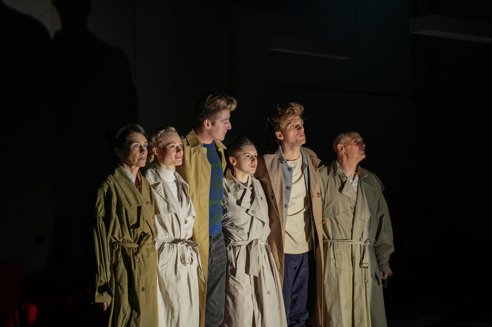 BTT - Mainfrankentheater Würzburg | Das Schweigende Klassenzimmer